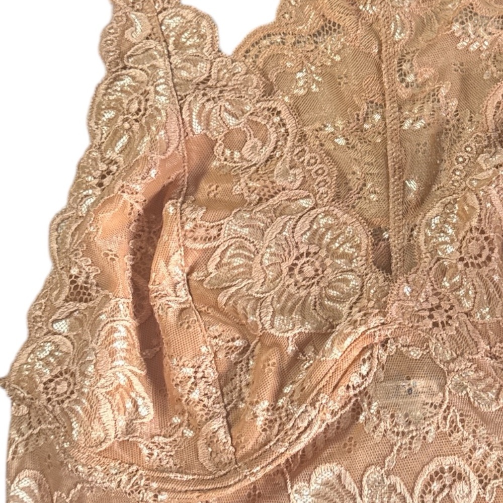 BKE Floral Lace Bralette in Tan - Picture 6 of 9